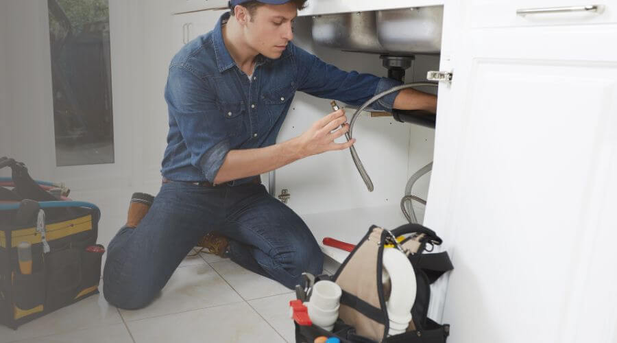 Professional water heater repair in Reese, MI